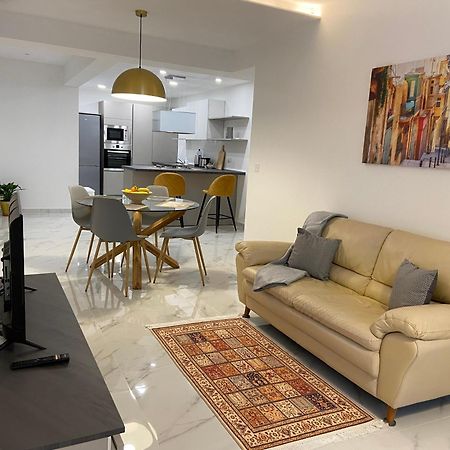 Apartmán Theatre Mellieħa Exteriér fotografie