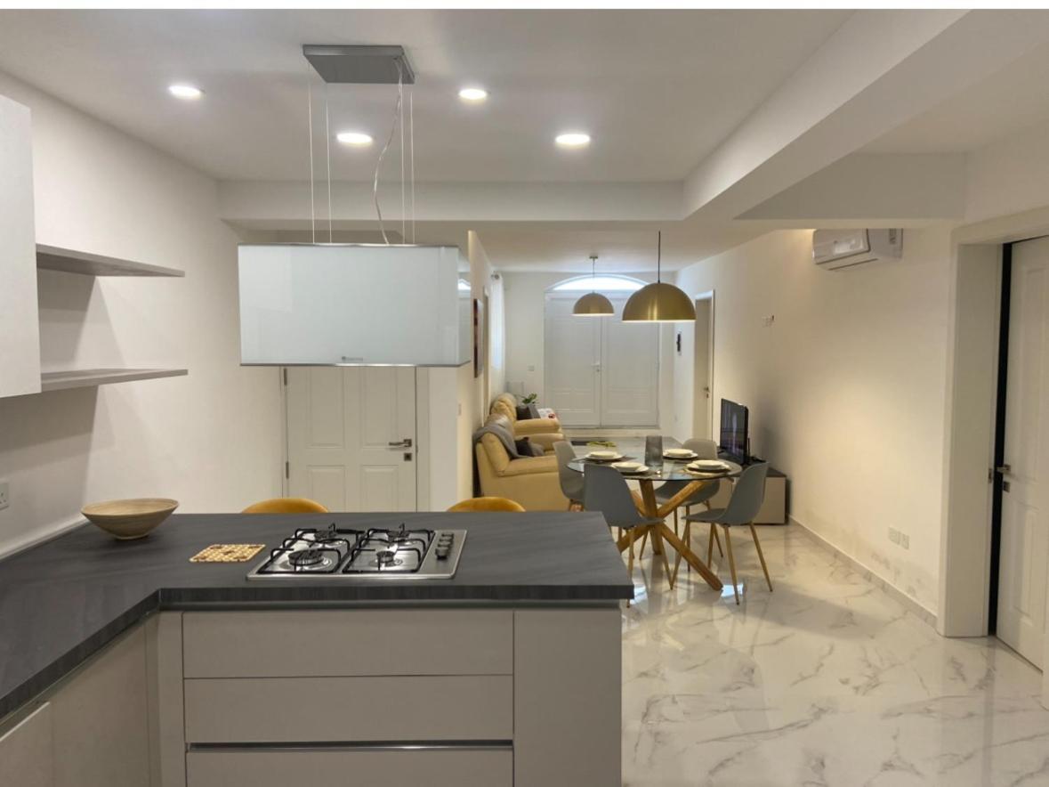 Apartmán Theatre Mellieħa Exteriér fotografie